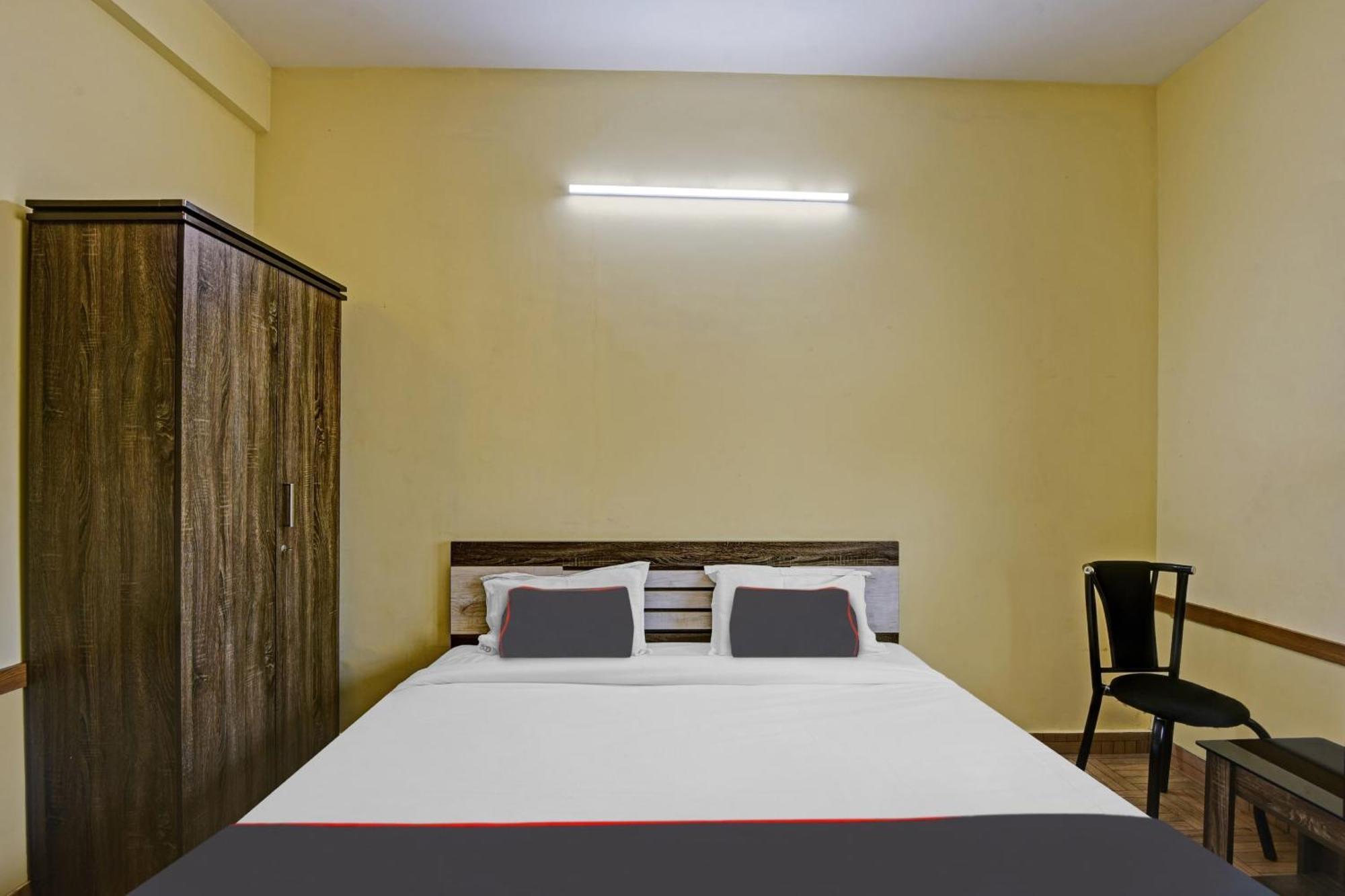 Collection O Express Suites Kakkayam Exterior foto